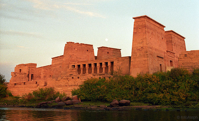 Templos salvados de las aguas