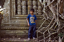 La naturaleza contra Angkor