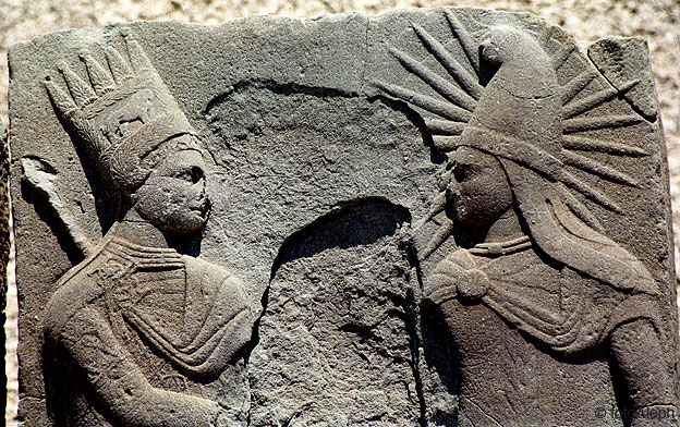 NEMRUT DAGI. La montaña de los gigantes