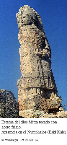 NEMRUT DAGI. La montaña de los gigantes