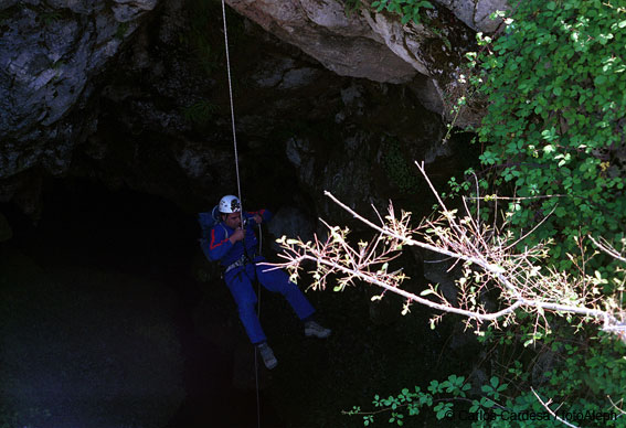 Sima de Tximua (Urbasa, Navarra)