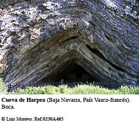 Cueva de Harpea (Baja Navarra, Pais Vasco-frances)