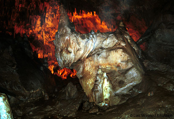 Cueva de Arrarats (Navarra)