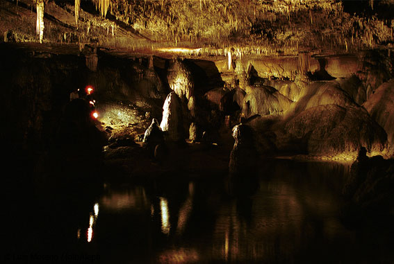 Cueva de Los Cristinos (Urbasa, Navarra)