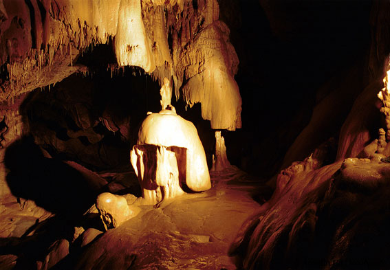 Cueva de Mendukilo (Astiz, Navarra)