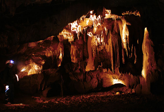 Cueva de Akelar (Alli, Navarra)