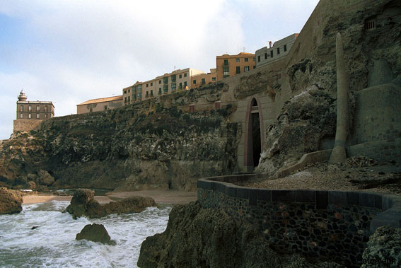 Melilla (España). Playa de las cuevas del Conventico