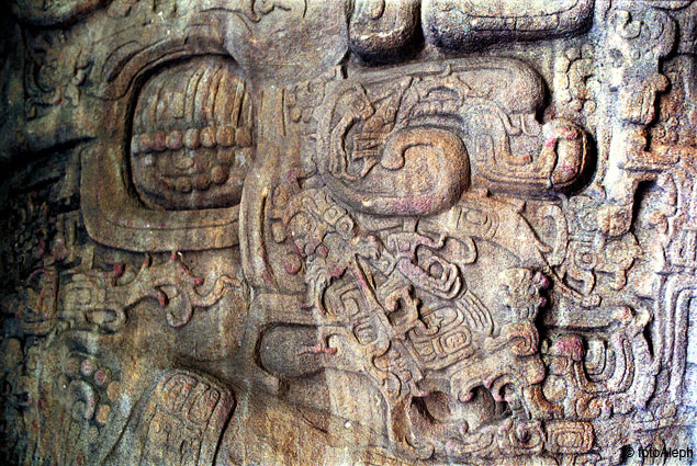 Los Mayas