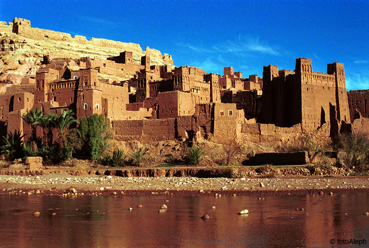 Mas alla del Atlas. Arquitectura de adobe en Marruecos